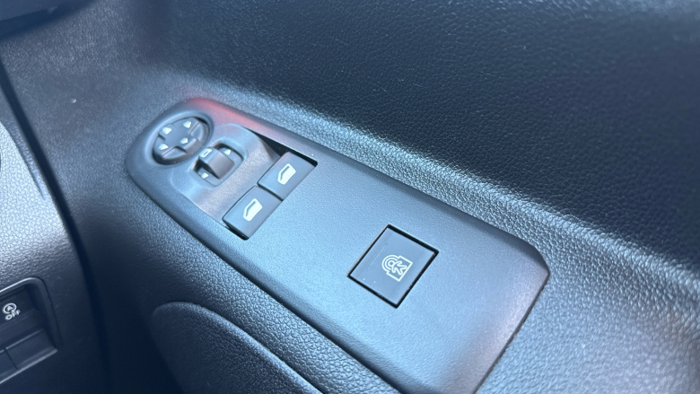 Vauxhall Combo Life 1.2 Turbo Energy 5dr [7 seat] Petrol Estate